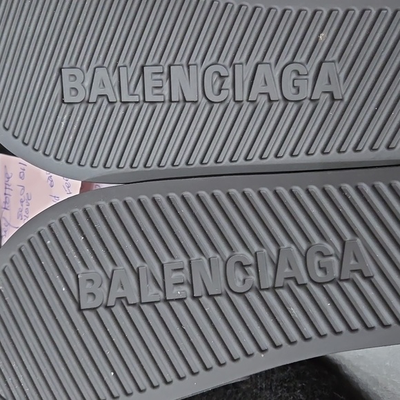 Authentic. New Balenciaga slides, no box or bag. Never worn. - Picture 7 of 7